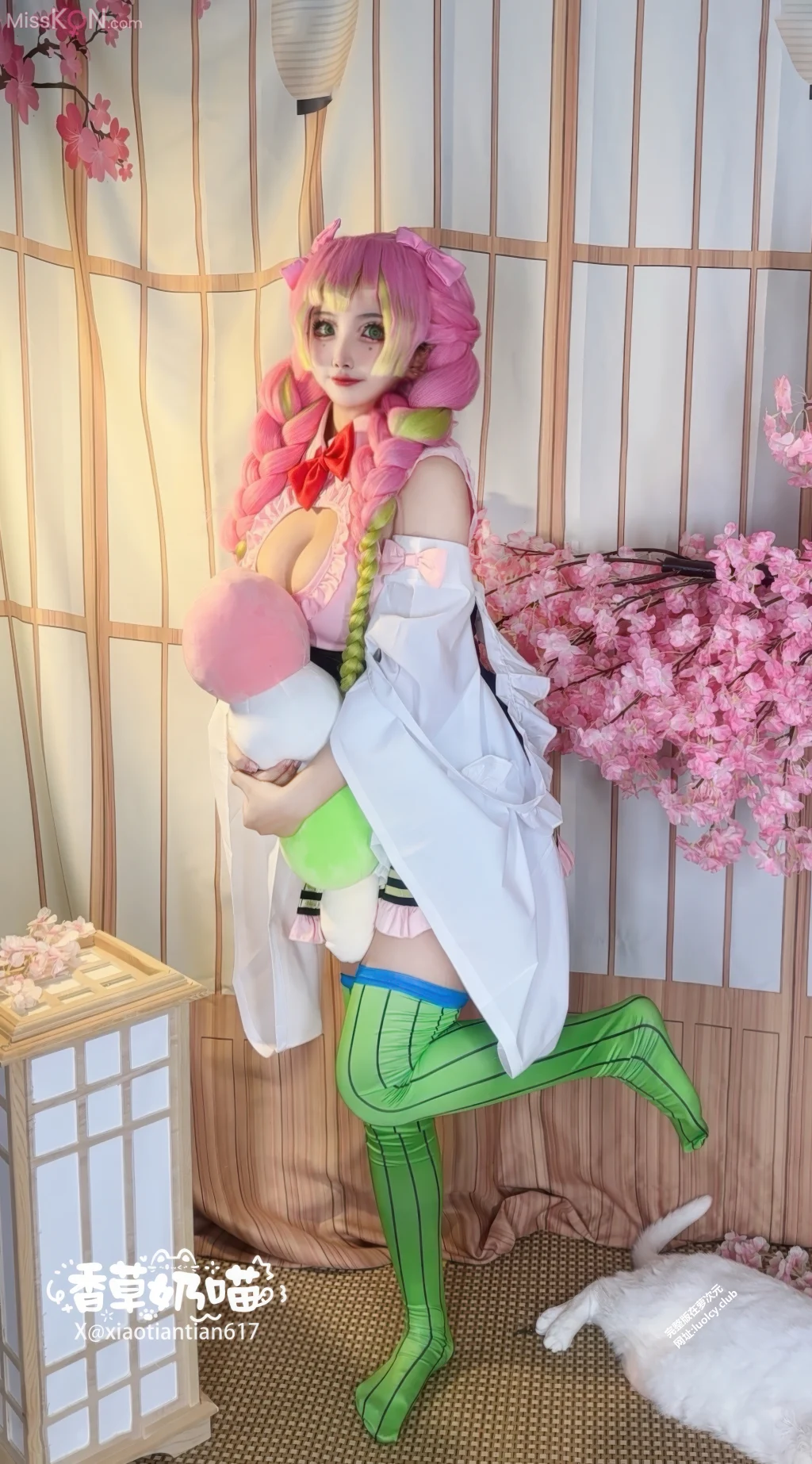 Coser@香草奶喵: 蜜璃女仆 (62 photos + 30 videos) – Page 3