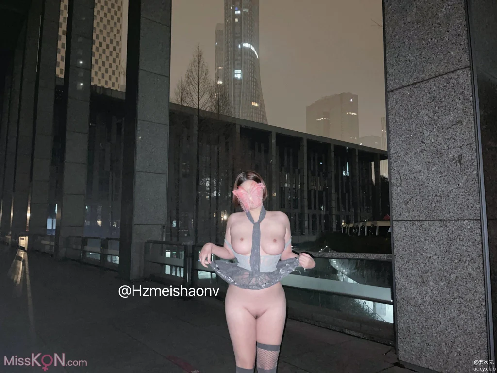 [OtherXXX] Hzmeishaonv: 尤物女神 完美身材户外露出 (658 photos + 3 videos) – Page 2