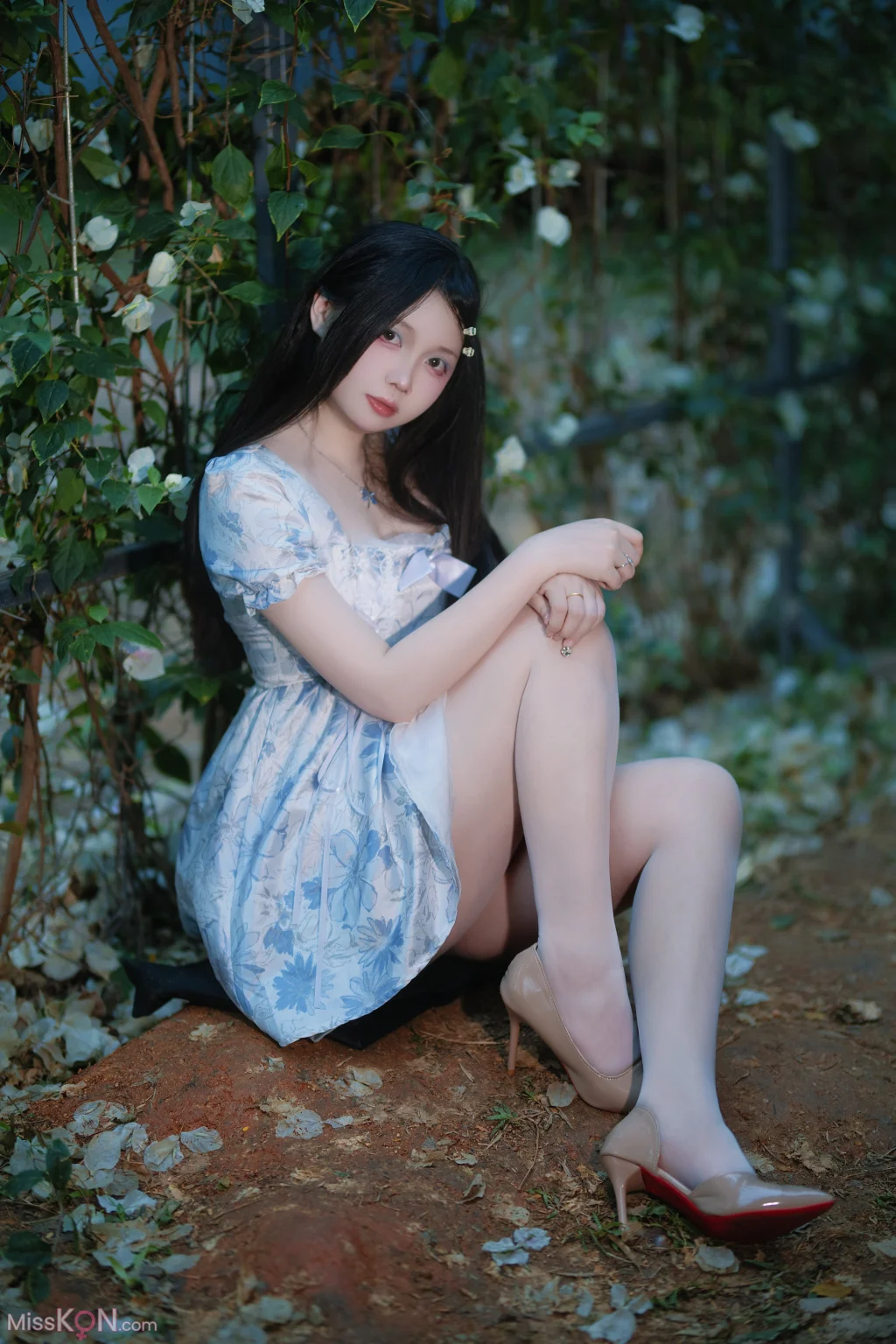 Coser@洛桑w伊梓: 春夏之交 (45 photos)