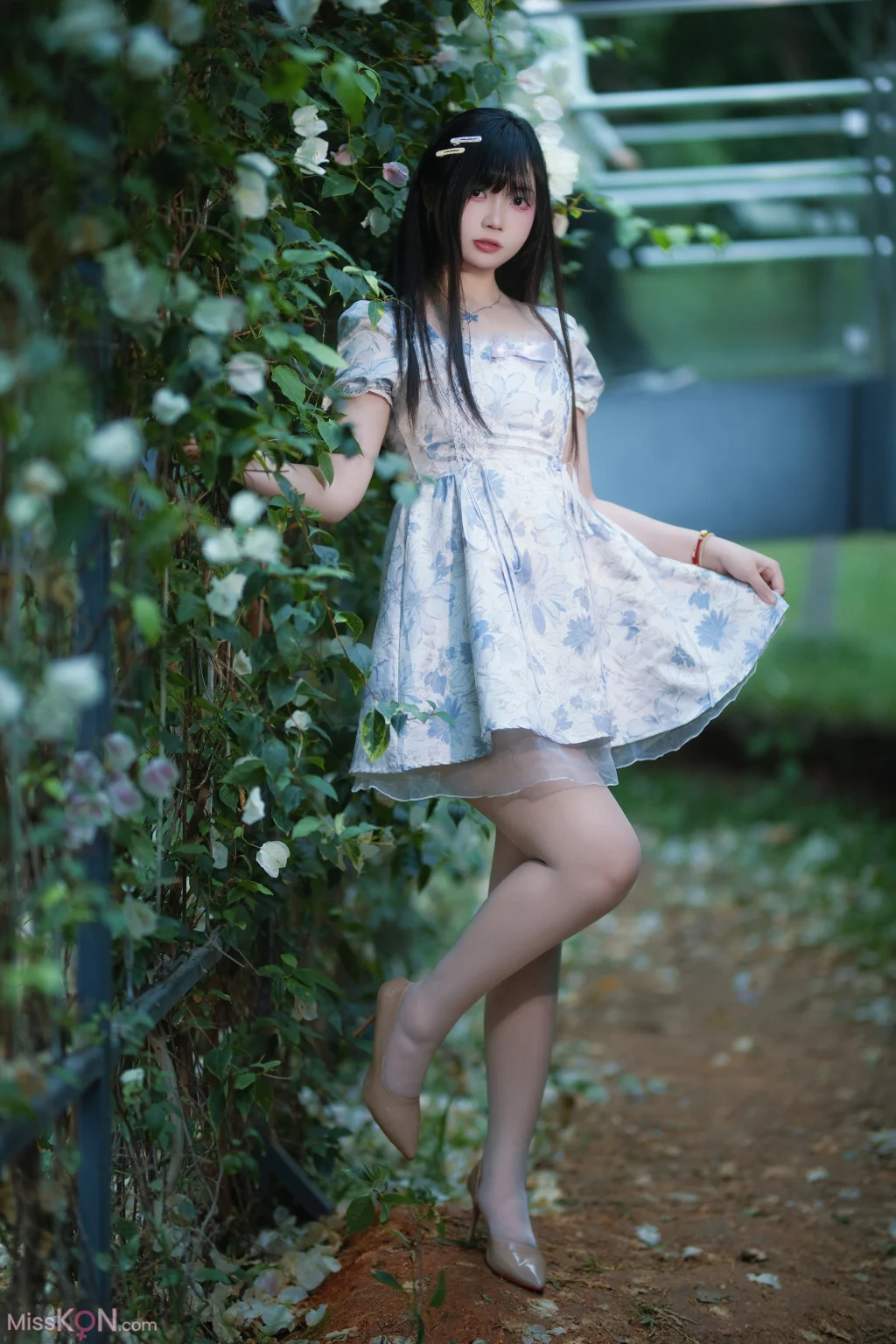 Coser@洛桑w伊梓: 春夏之交 (45 photos)