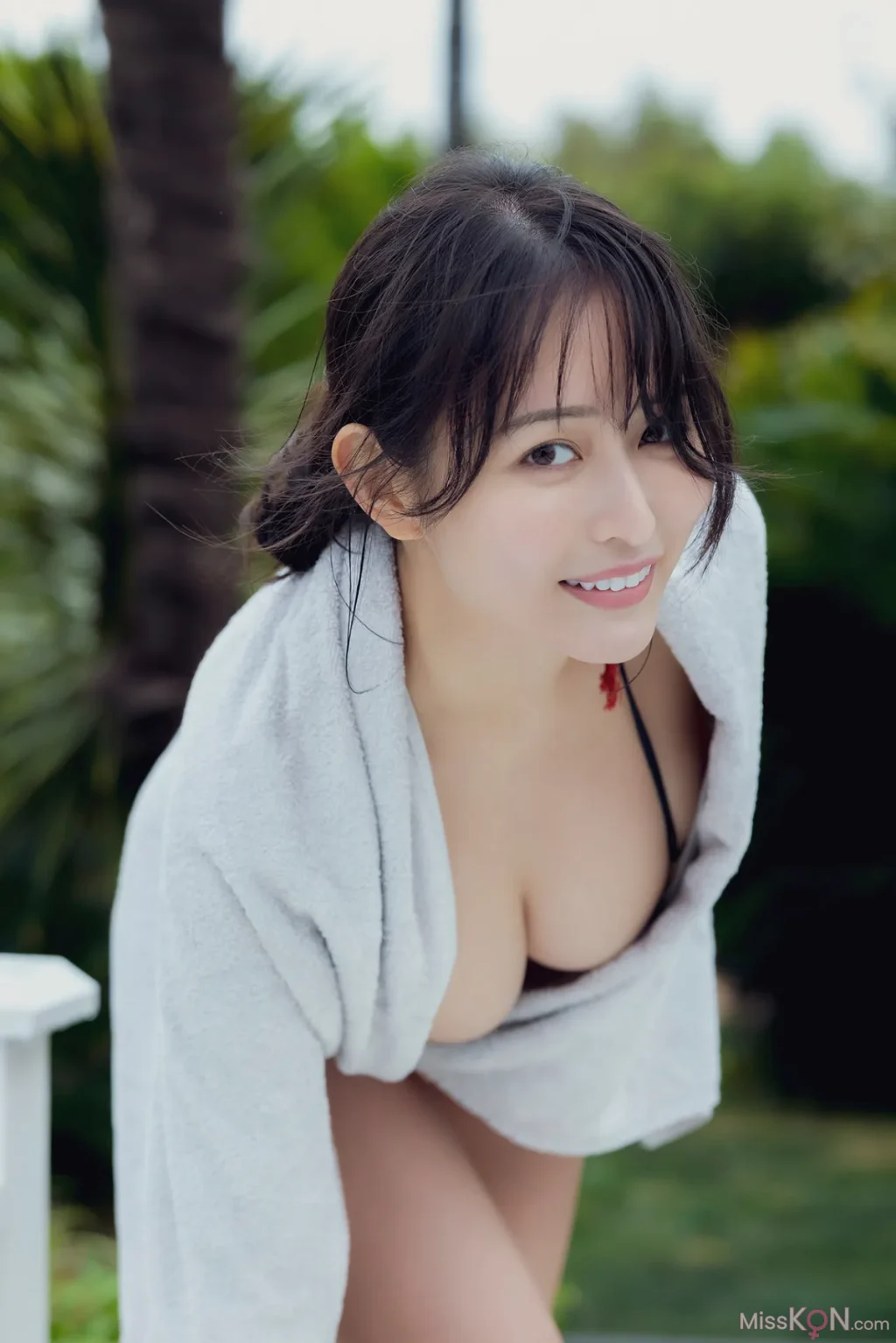 [JP] 天野ちよ: FRIDAYデジタル写真集 あふれて、とろける Vol.1 (50 photos) – Page 2