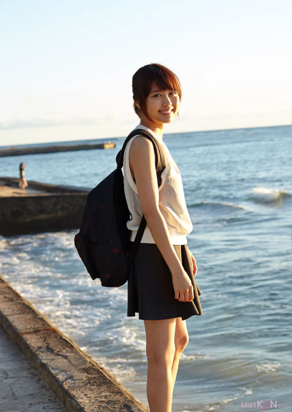 [JP] Kasumi Arimura (有村架純): 写真集「FIRST TRIP -ハワイの場合-」 (79 photos) – Page 2