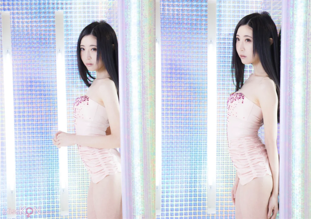 [JP] Nananano (七菜乃): 写真集 LOVER – NANO (59 photos)