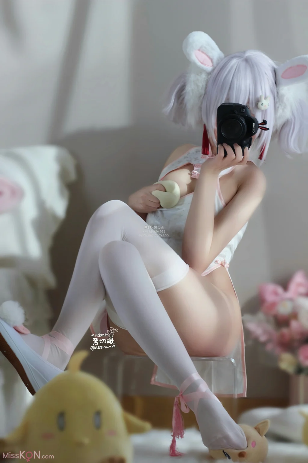 Coser@曲奇软fufu: 拉菲兔兔旗袍 (36 photos + 4 videos) – Page 2