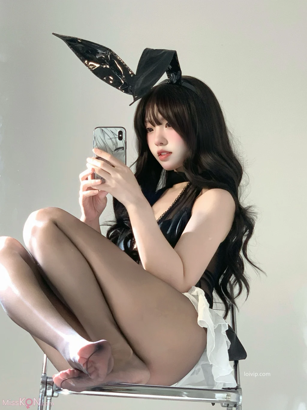 Coser@你的真真u: 黑丝兔兔 (50 photos + 2 videos)