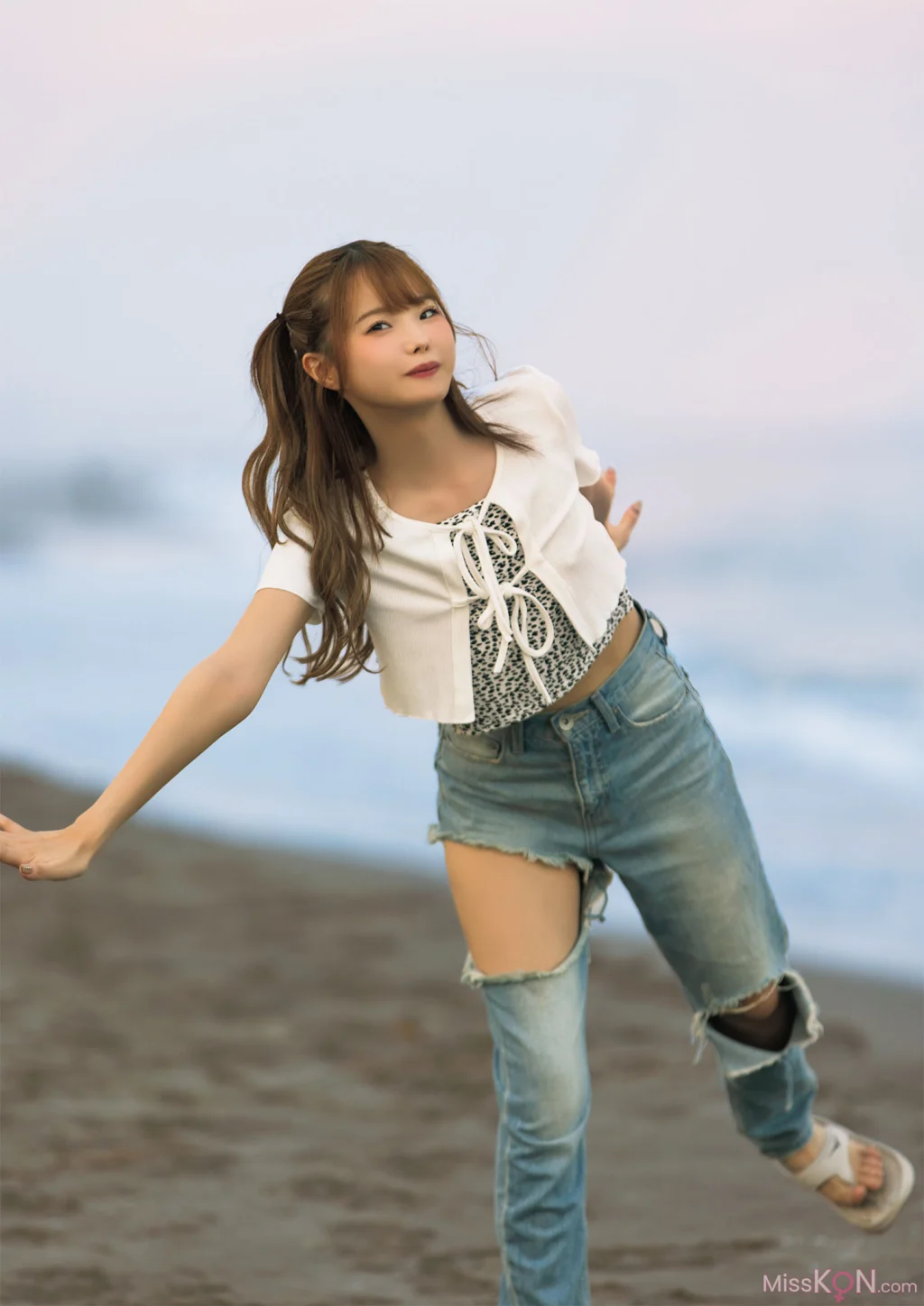 [JP] Matsumoto Ichika (松本いちか): 写真集 TOXIC (103 photos)