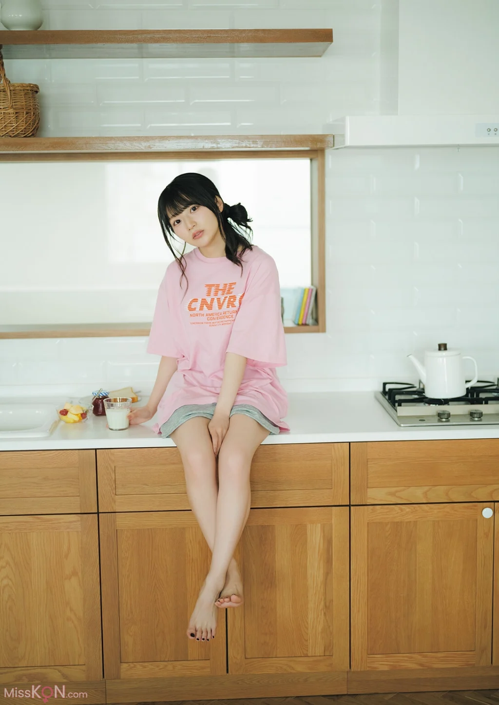 [JP] Hina Aoki (青木陽菜): フォトブック Nostalgia (123 photos)