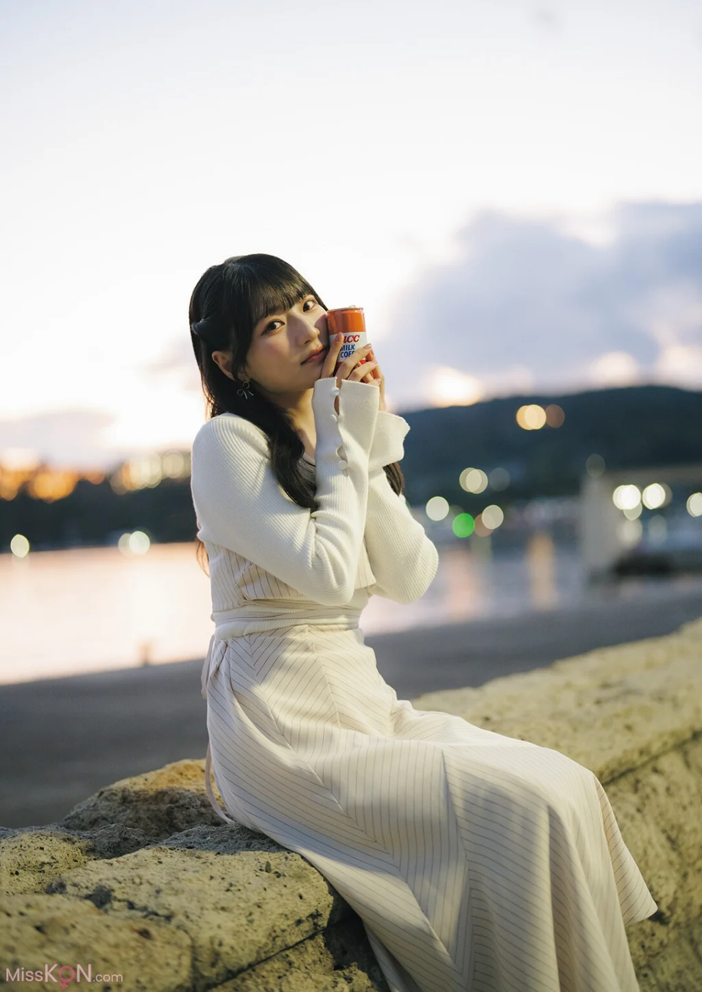 [JP] Hina Aoki (青木陽菜): フォトブック Nostalgia (123 photos)