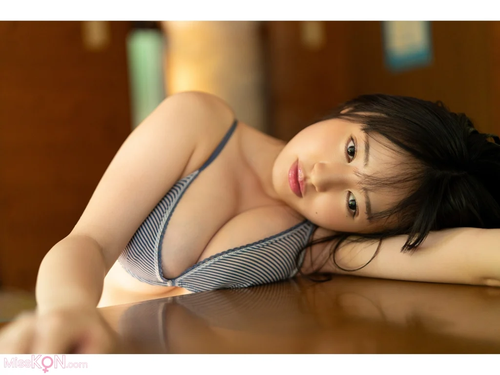 [JP] Miu Shirahama (白濱美兎): FLASHデジタル写真集 僕らが友達だった頃 (97 photos) – Page 3