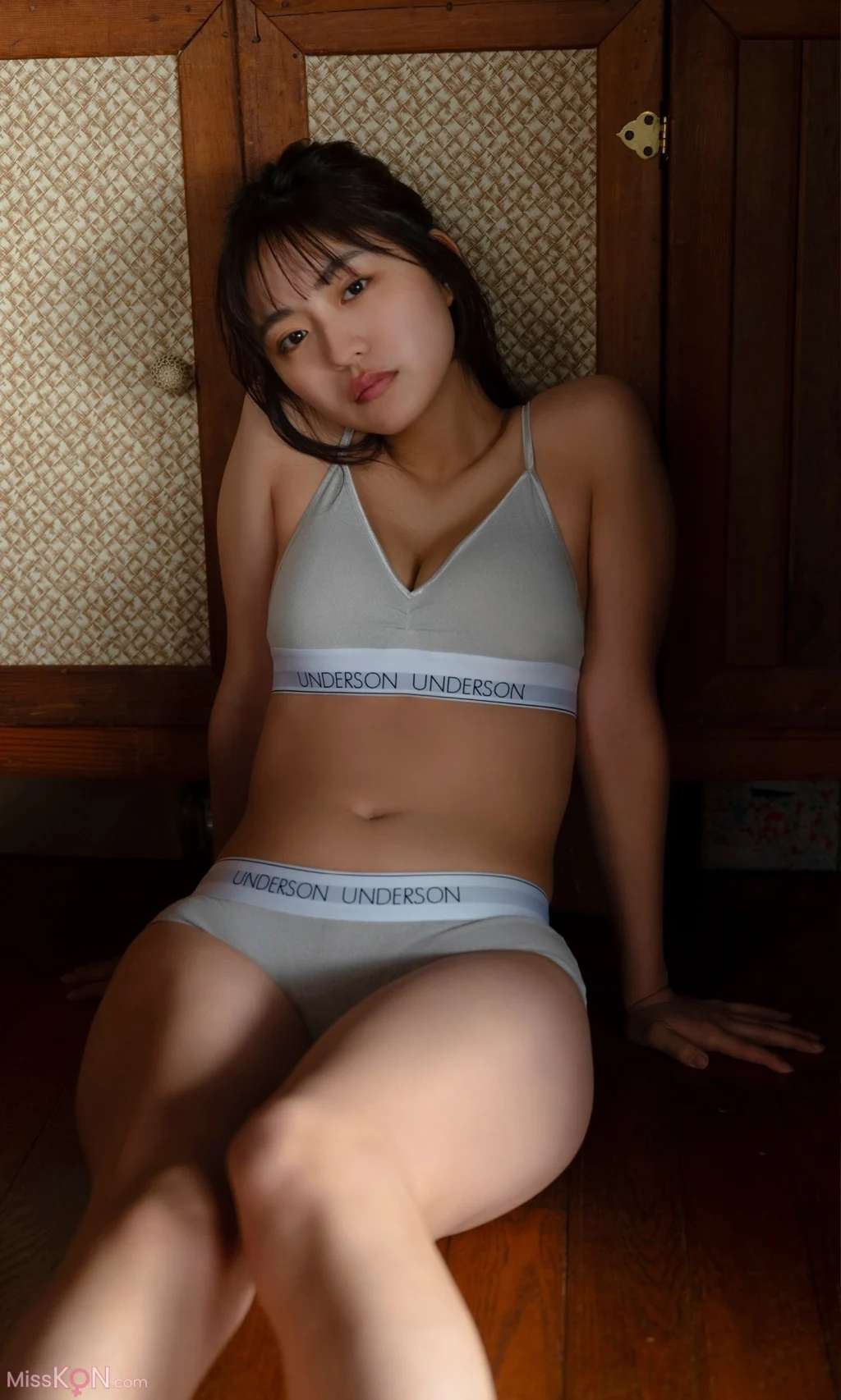 [JP] Toyoda Runa (豊田ルナ): 【デジタル限定】写真集「残像」 (週プレ PHOTO BOOK) (83 photos + 1 video)