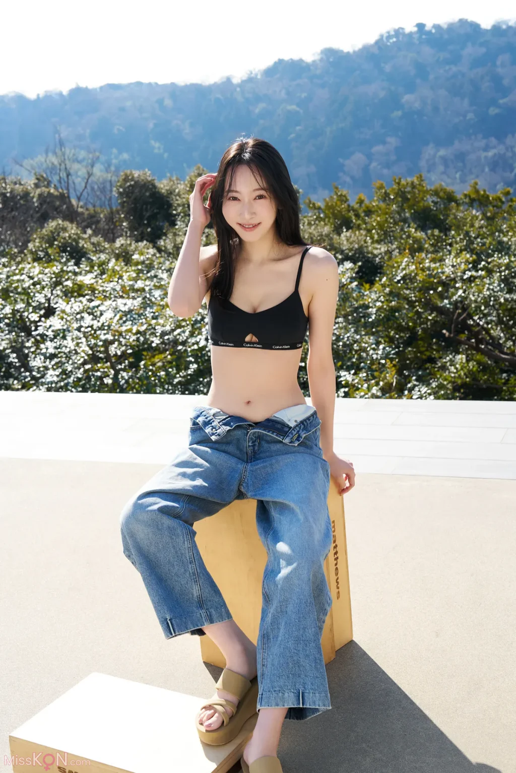 [JP] Yulano Ochi (越智ゆらの): FRIDAYデジタル写真集 Nocturne (89 photos) – Page 2