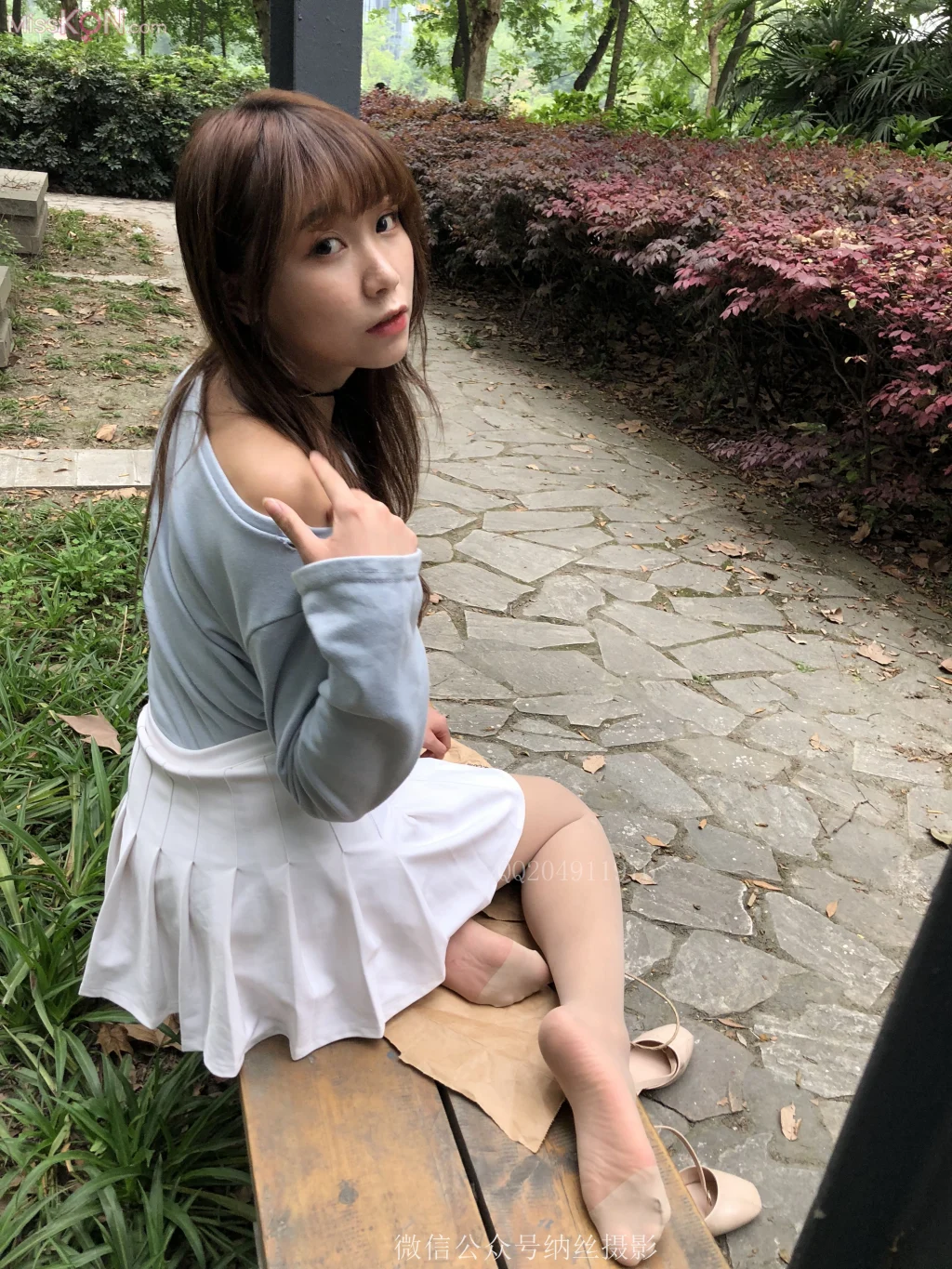 [NS纳丝摄影] No.019: 灵儿手机实拍 (81 photos) – Page 2