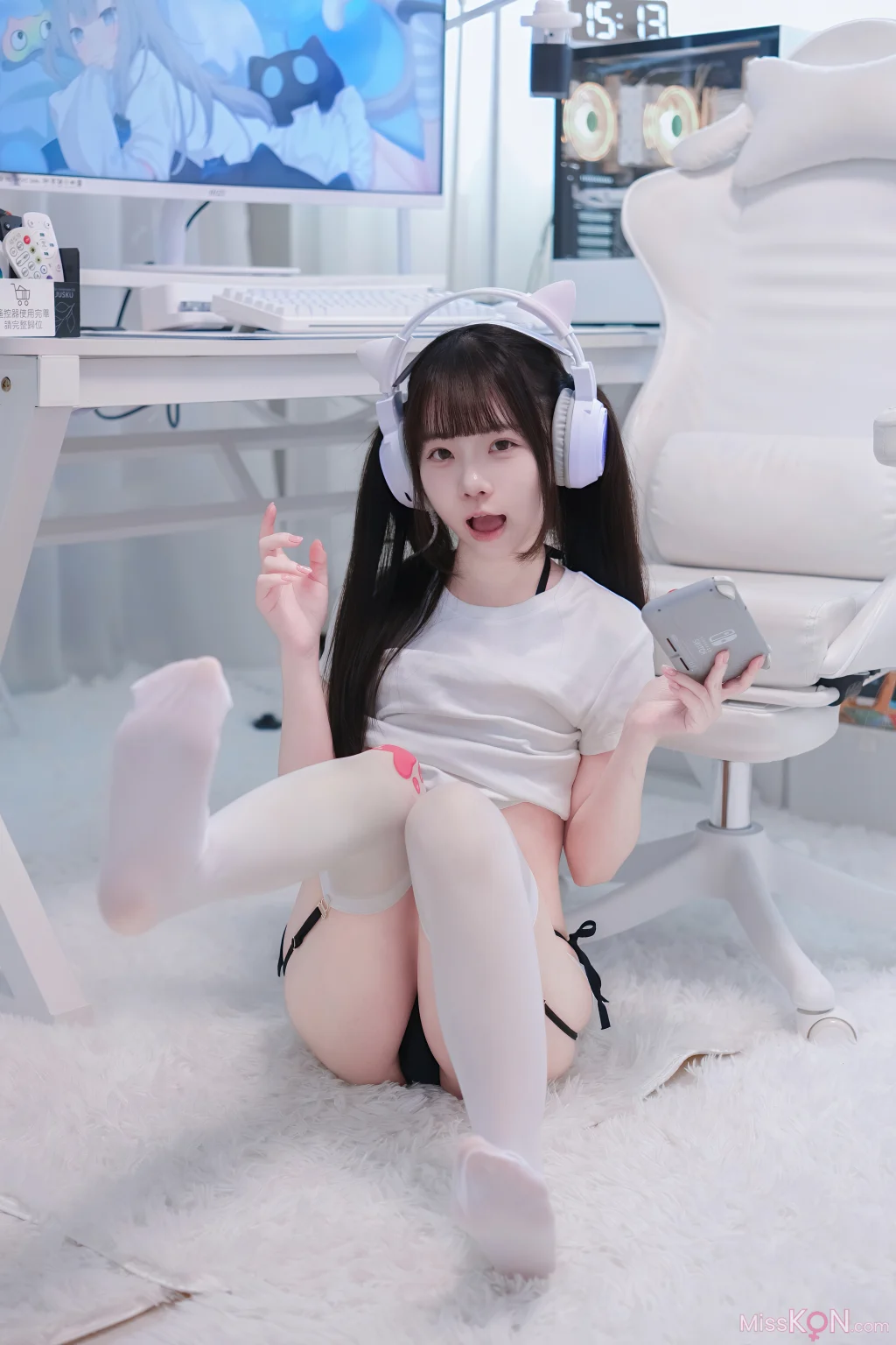Coser@可可小白兔: 不要打游戏惹 打兔兔 (76 photos)