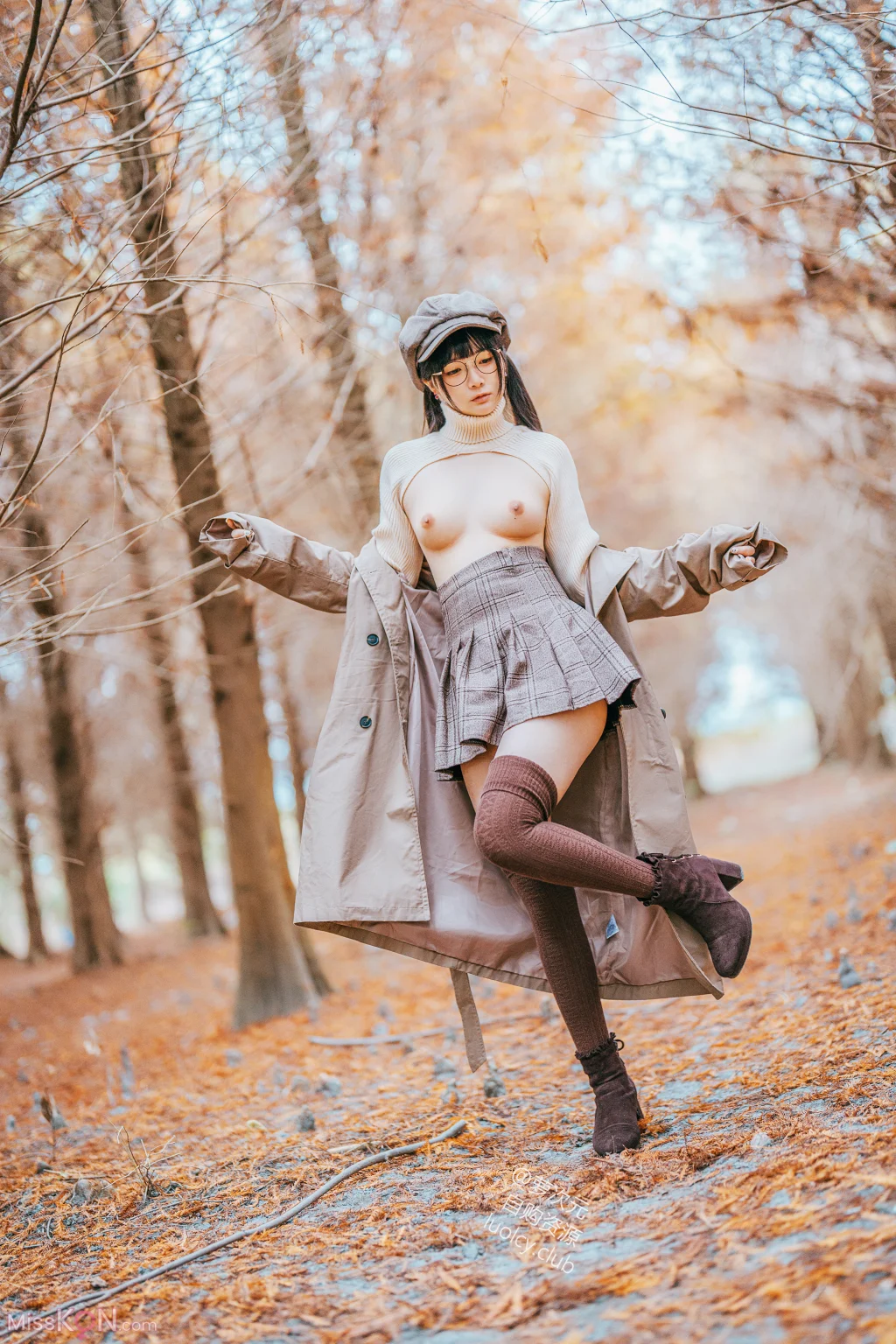 Coser@落落Raku: 8K 暮秋 muhchiou (58 photos + 1 video) – Page 2
