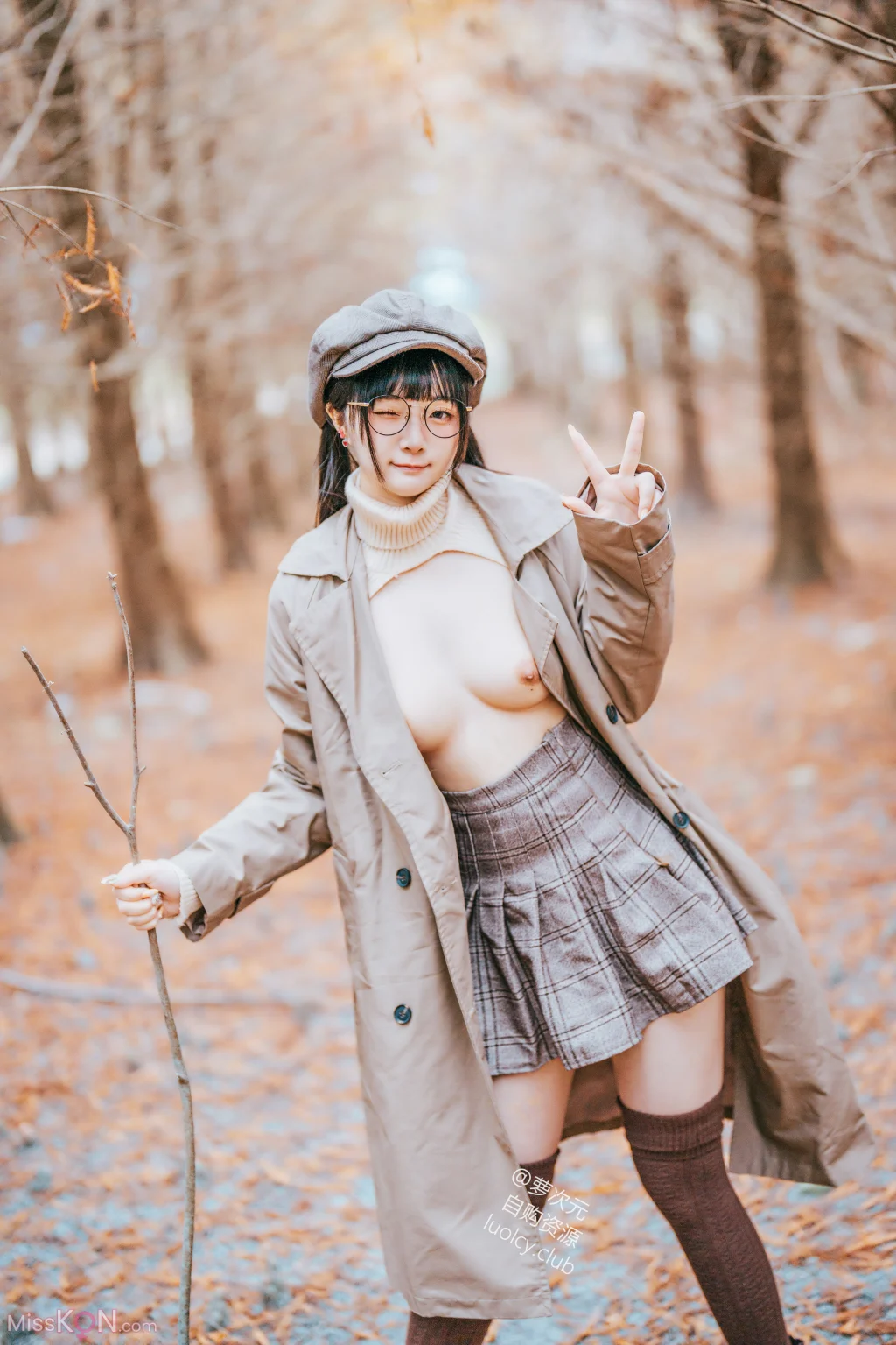 Coser@落落Raku: 8K 暮秋 muhchiou (58 photos + 1 video) – Page 2