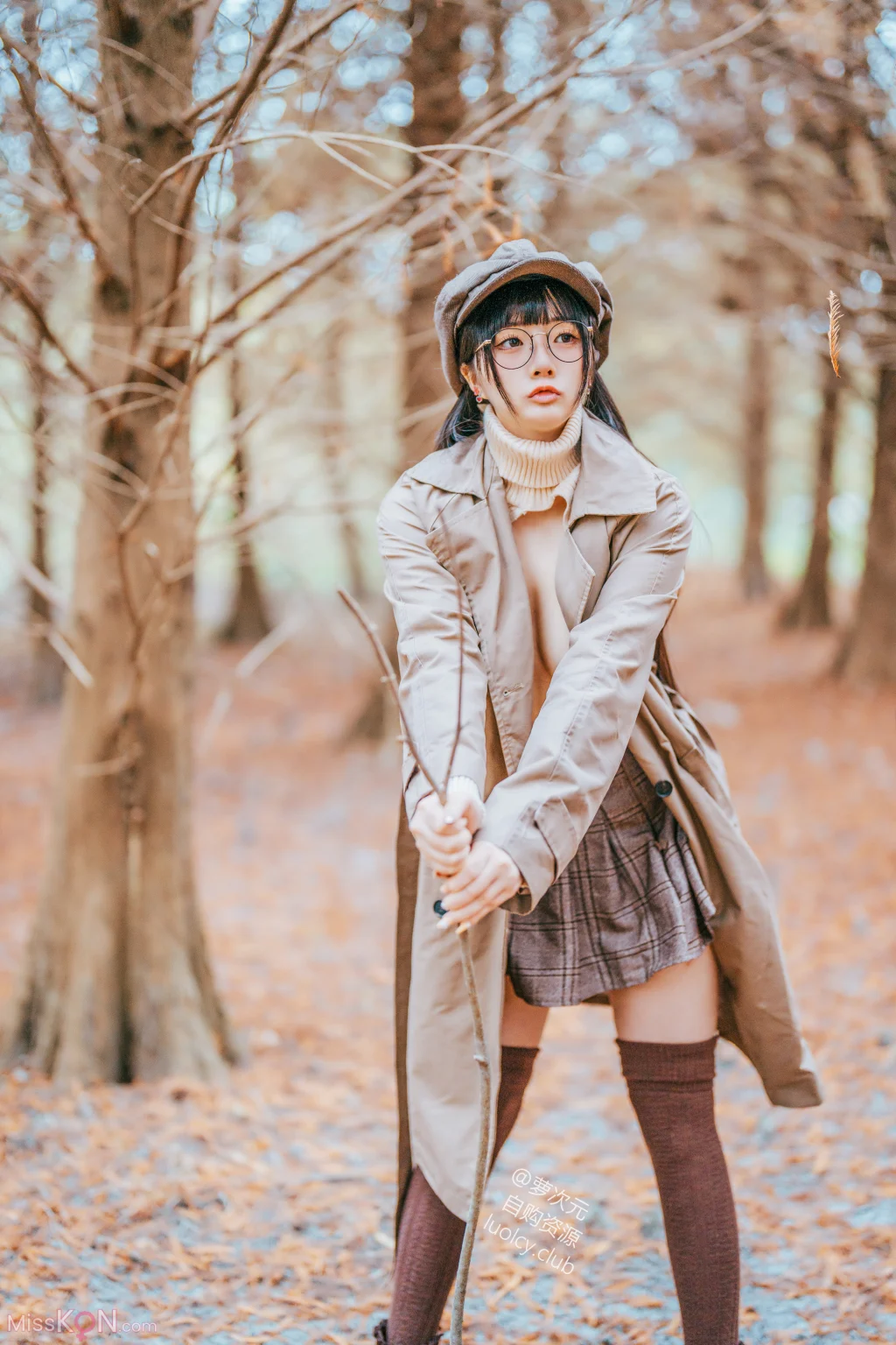Coser@落落Raku: 8K 暮秋 muhchiou (58 photos + 1 video) – Page 2
