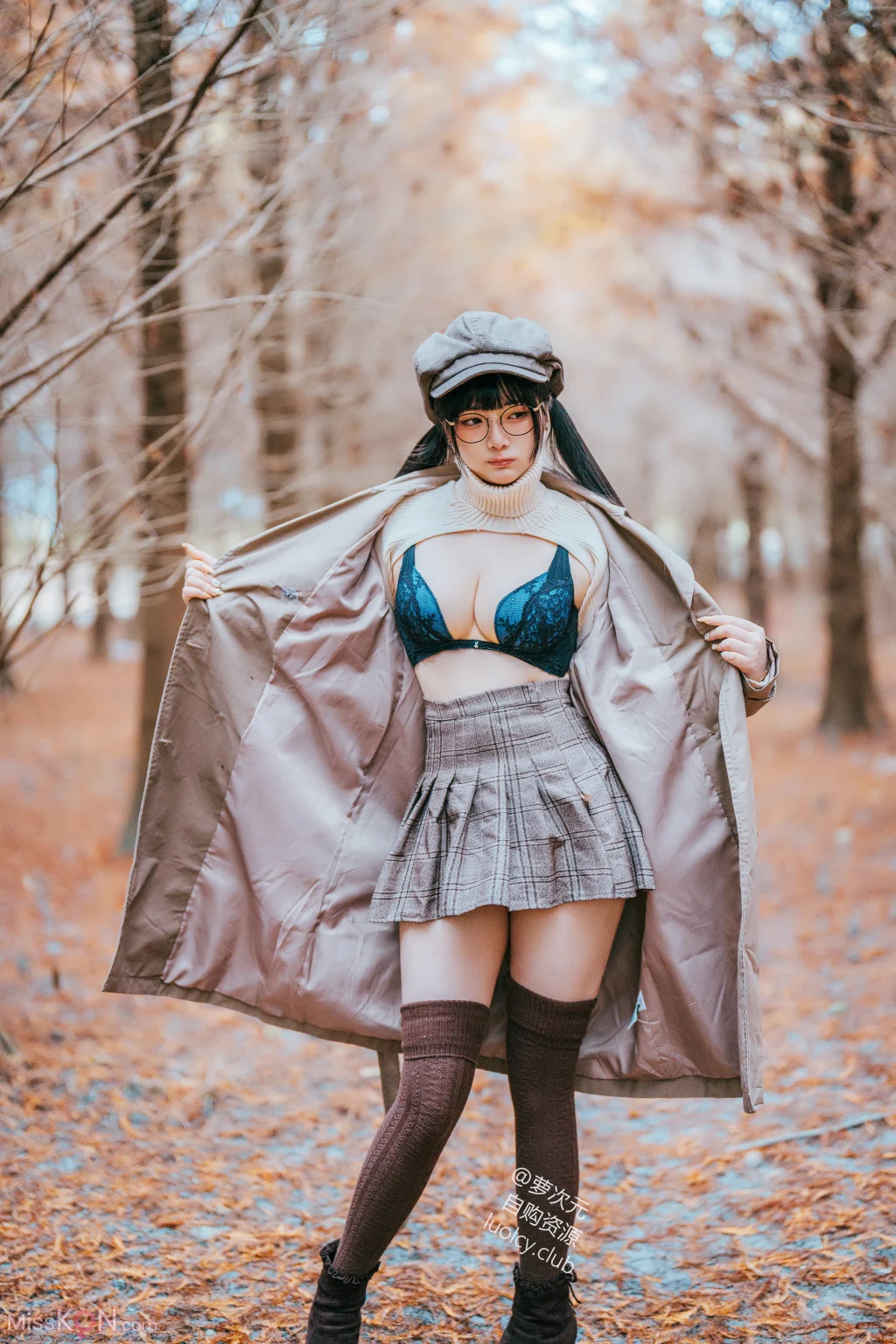 Coser@落落Raku: 8K 暮秋 muhchiou (58 photos + 1 video) – Page 2