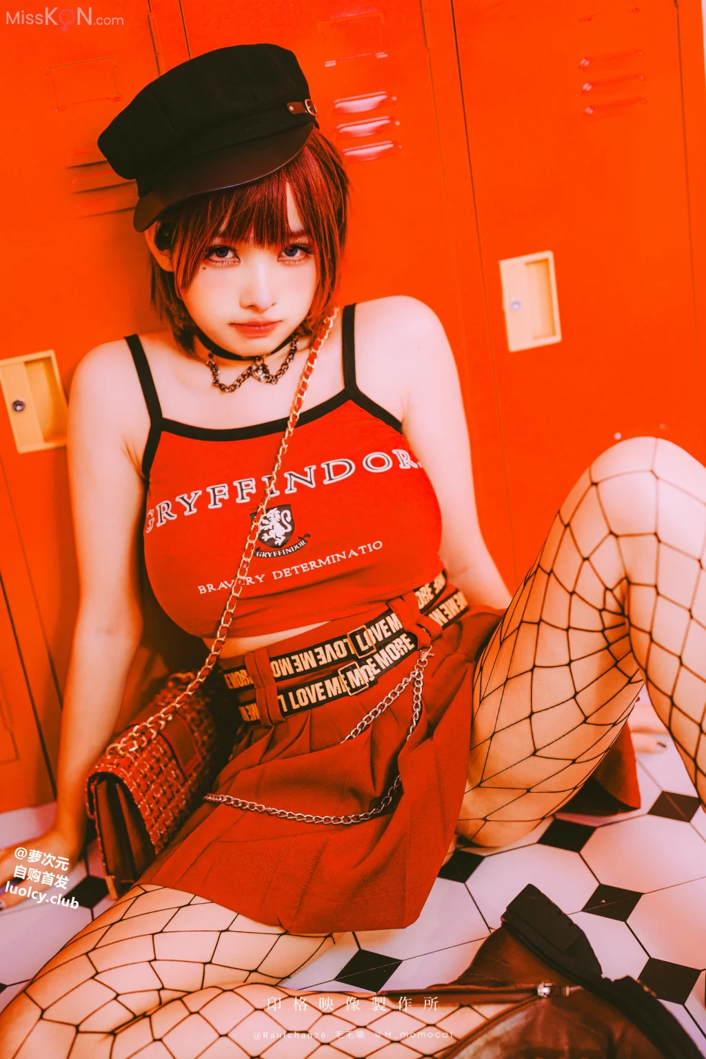 Coser@慕慕Momo: 8K Rebellion 反叛 (45 photos + 2 videos)