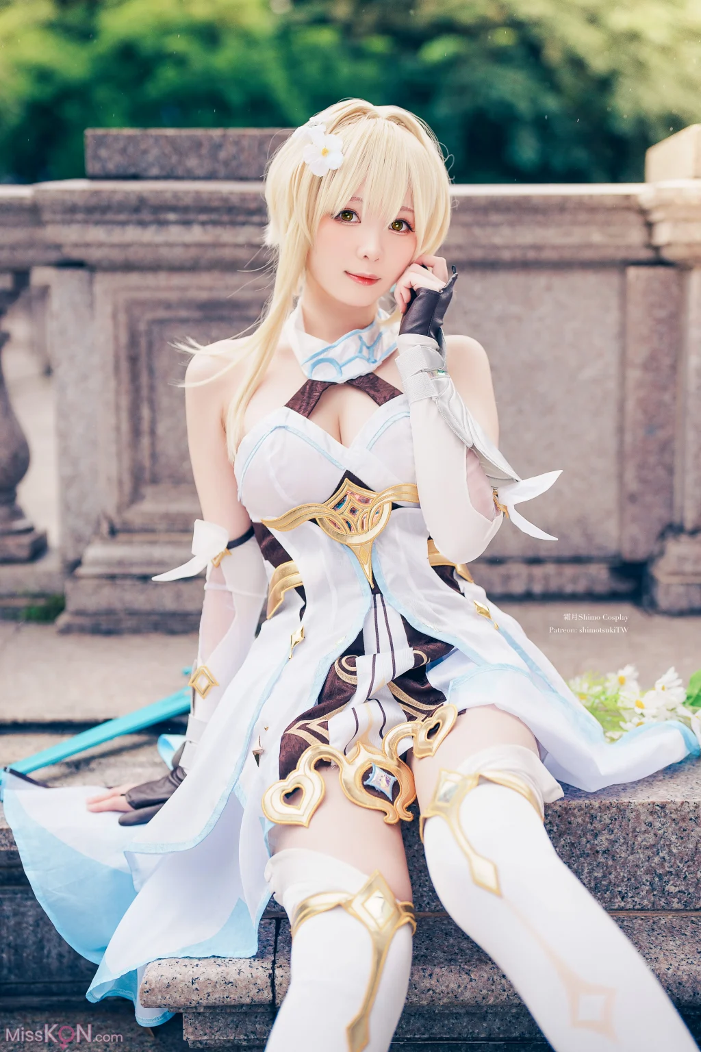 Coser@霜月shimo: Lumine Genshin (18 photos)
