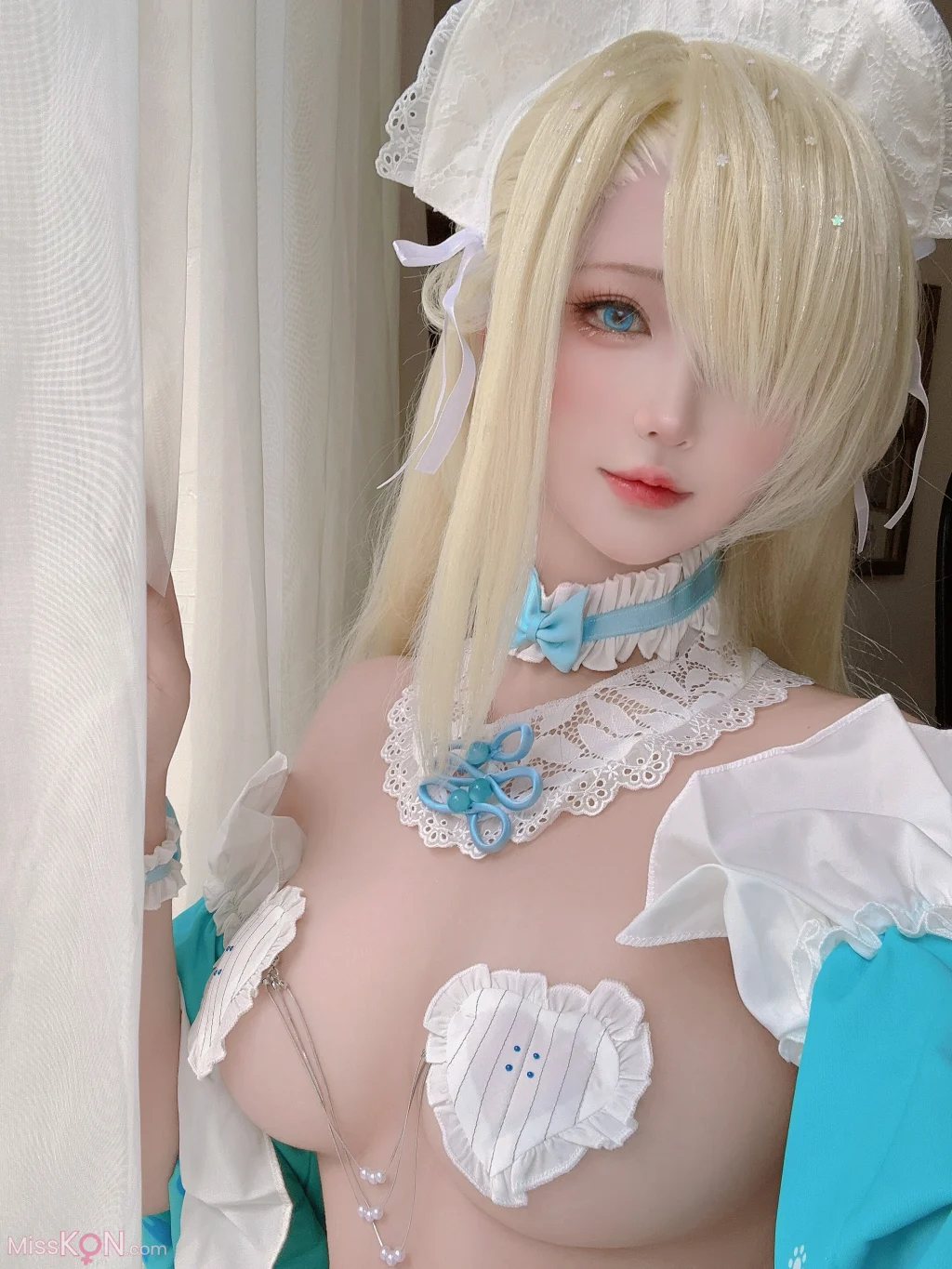 Coser@三度_69: 蔚蓝档案 明日奈内衣女仆 (60 photos + 2 videos)