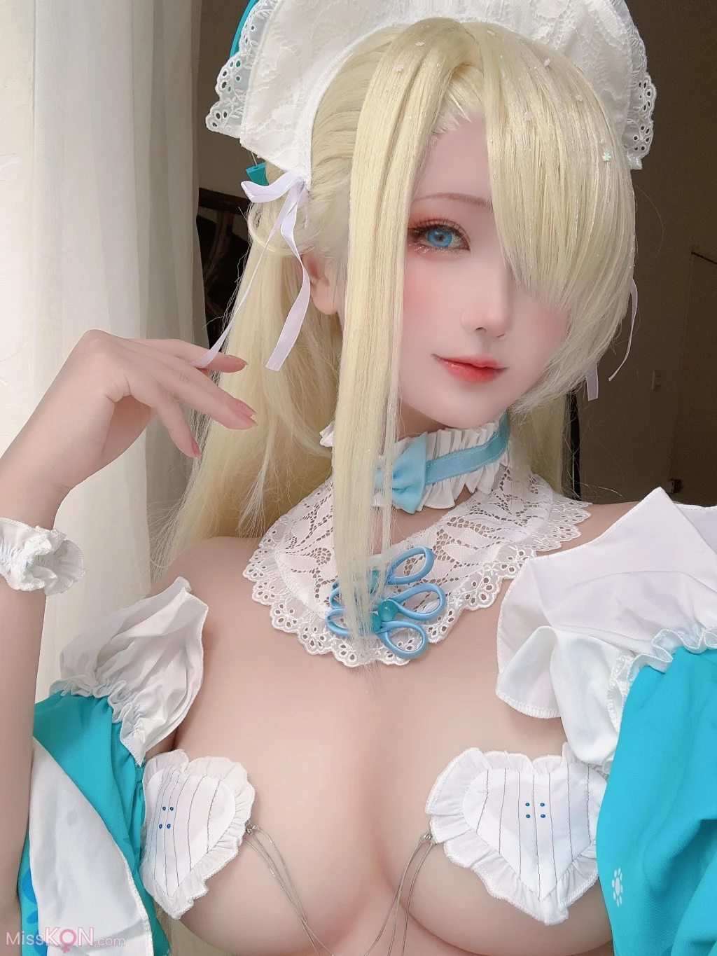 Coser@三度_69: 蔚蓝档案 明日奈内衣女仆 (60 photos + 2 videos)
