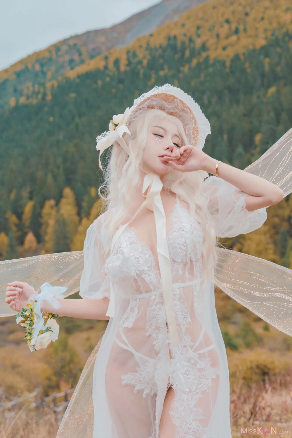 Coser@您的蛋蛋: 情人海精灵 (40 photos)