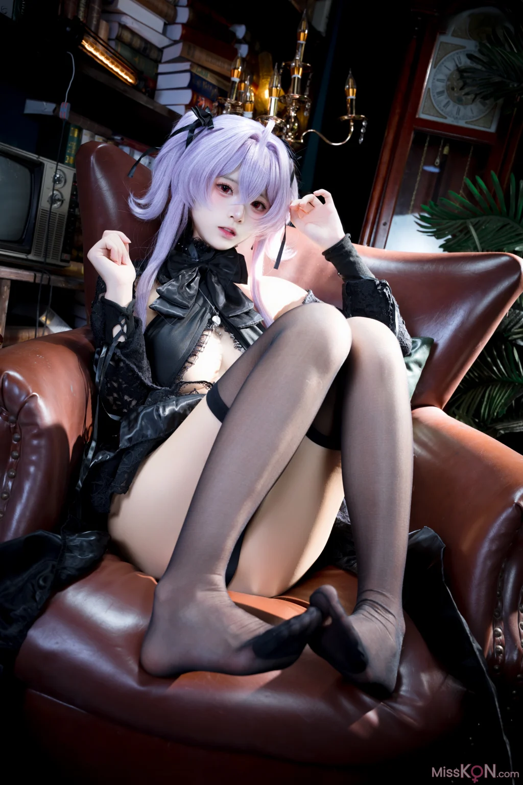 Coser@九柒喵: NIKKE 水母转盘皮 (26 photos)