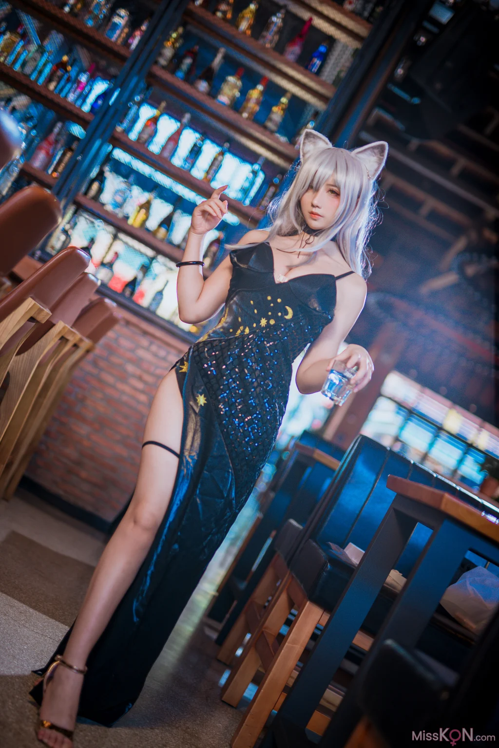 Coser@九曲Jean: 明日方舟-黑·周年礼服 (9 photos)