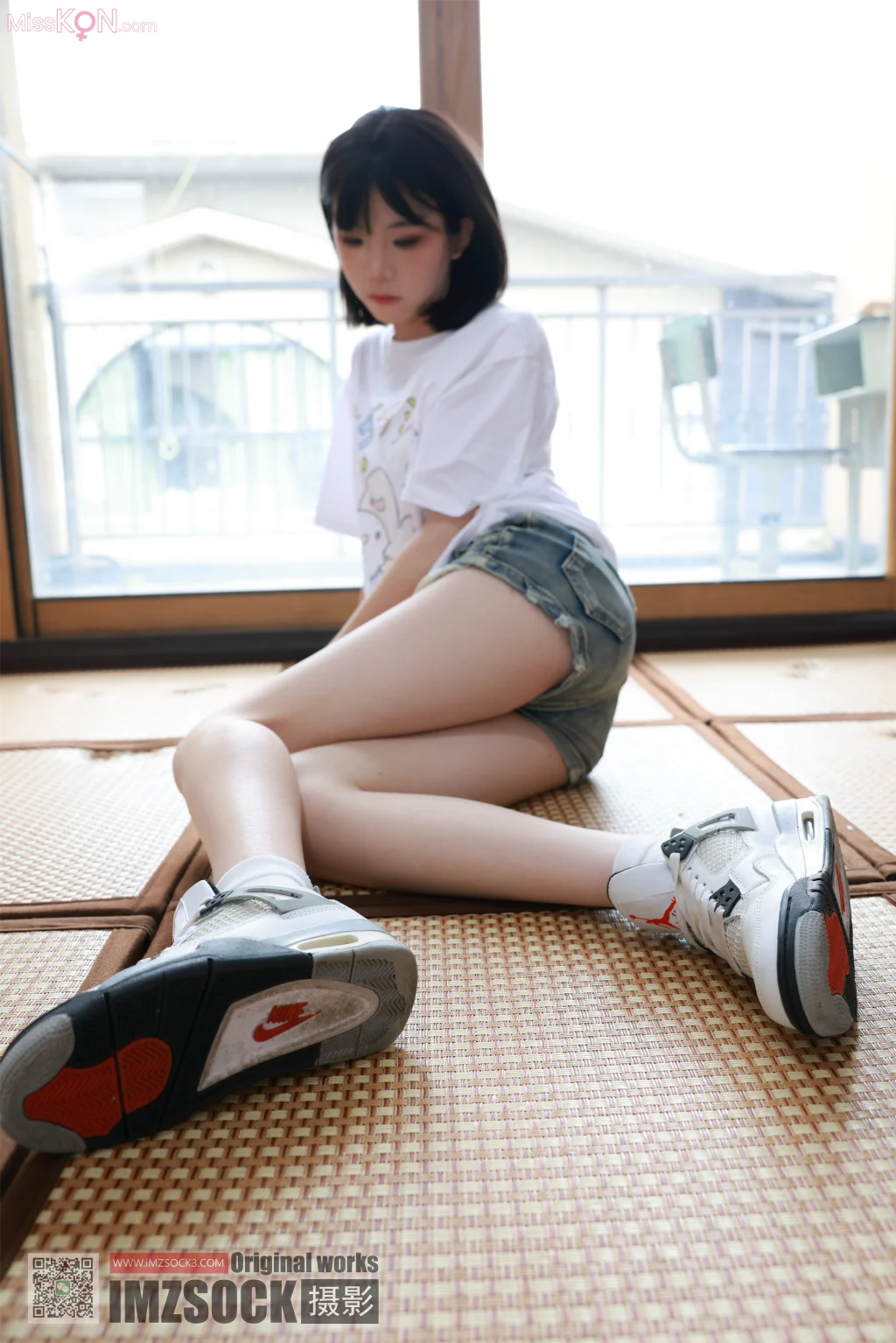 [MZSOCK爱美足] No.367: 秋秋 (99 photos + 1 video)