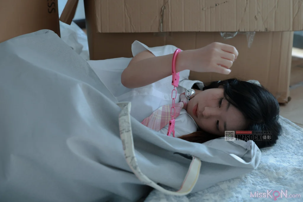 [MZSOCK爱美足] No.368: 江诗月 (82 photos)