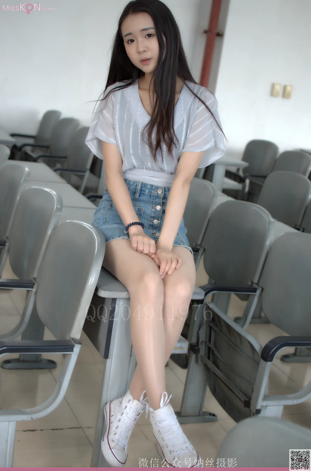 [NS纳丝摄影] No.024: 刘瑞儿 教室肉丝 (41 photos)