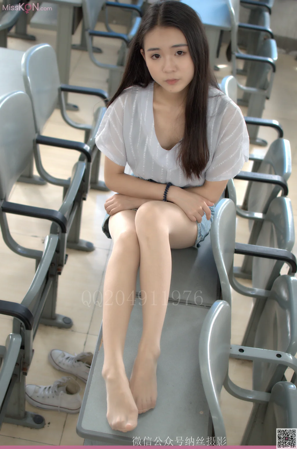 [NS纳丝摄影] No.024: 刘瑞儿 教室肉丝 (41 photos) – Page 2