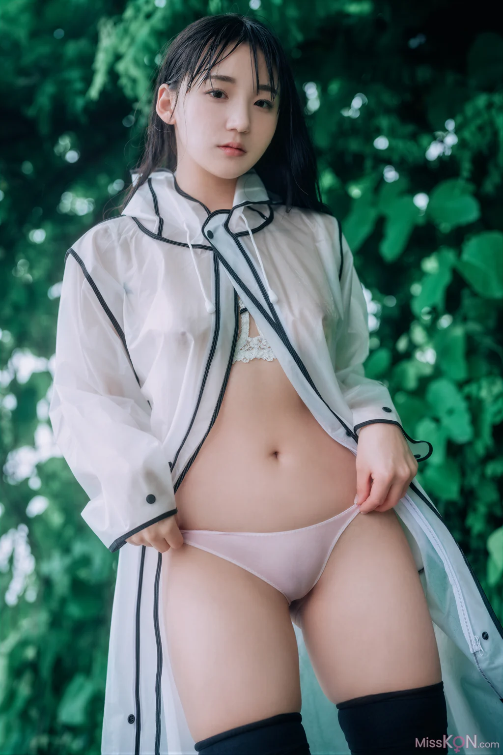 [AI Enhanced] DJAWA Photo: HENDOONG (혠둥이) – After the Rain (48 photos)