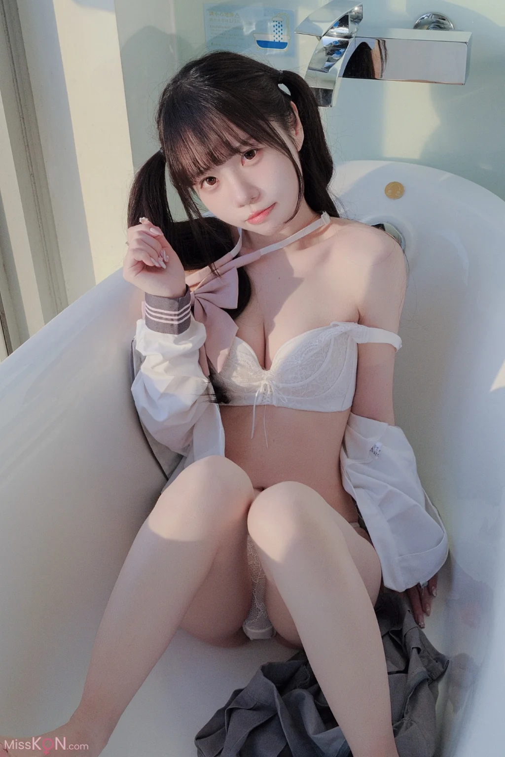 Coser@可可小白兔: 放课后的私人时间 (48 photos)