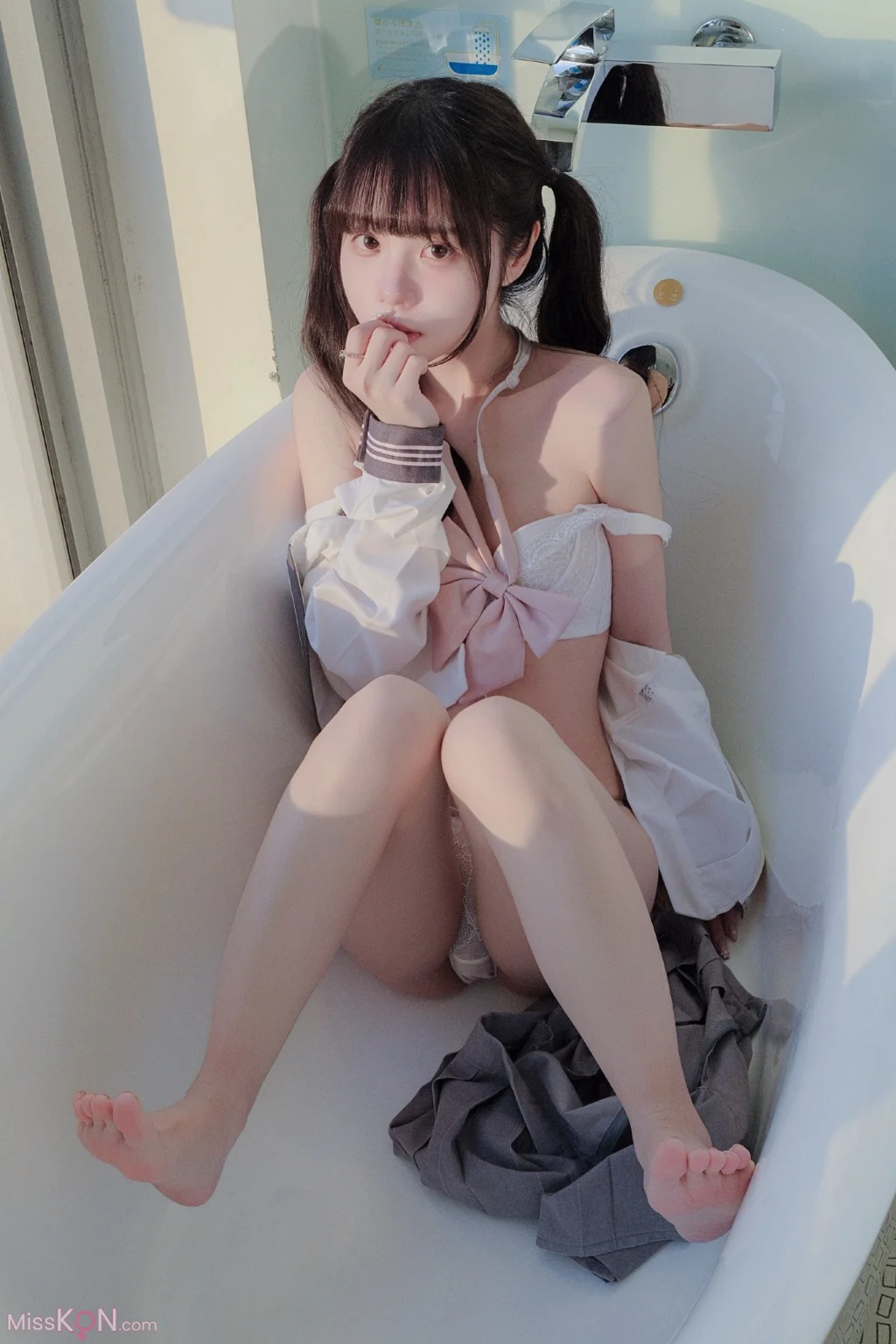 Coser@可可小白兔: 放课后的私人时间 (48 photos)
