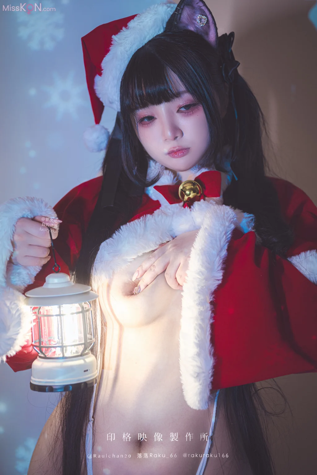 Coser@落落Raku: 8K 圣诞記念日 (56 photos + 1 video) – Page 2