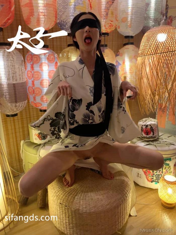 [OtherXXX] 太子妃: 极品反差婊 户外露出合集 (525 photos + 58 videos)
