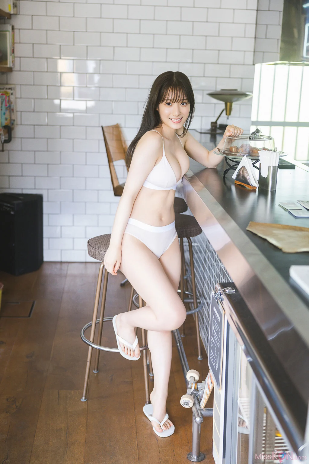[JP] Kurea Hazuki (葉月くれあ): ミスマガのアソビバ！ ミスマガジン2024ソログラビアSP ヤンマガデジタル写真集 (54 photos)