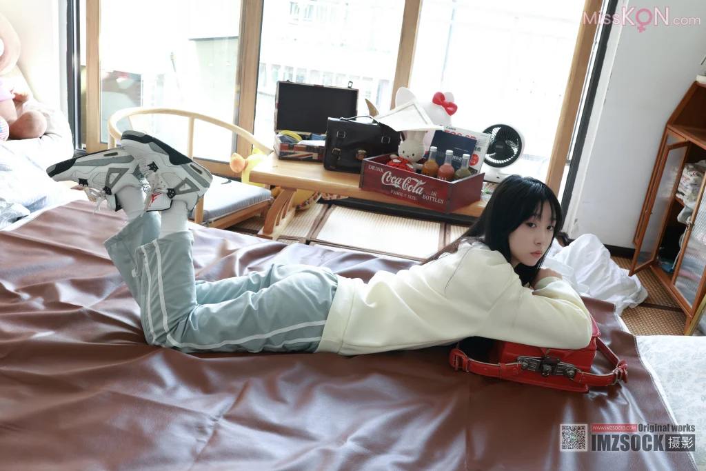 [MZSOCK爱美足] No.369: 江诗月 (98 photos + 1 video)