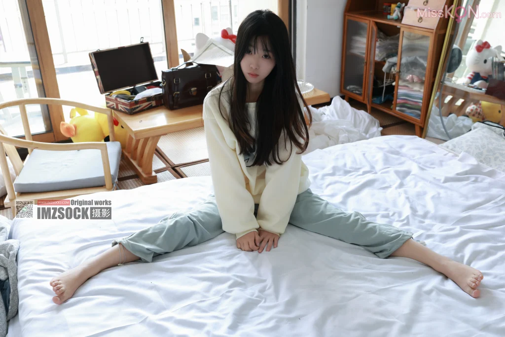 [MZSOCK爱美足] No.369: 江诗月 (98 photos + 1 video) – Page 2