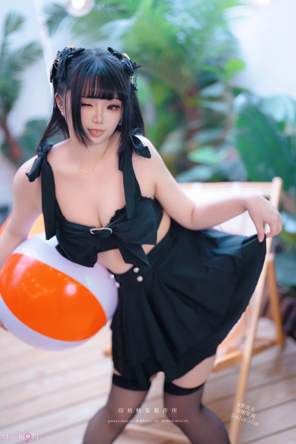 Coser@落落Raku: Swimming (8K ver) (50 photos + 1 video) – Page 2