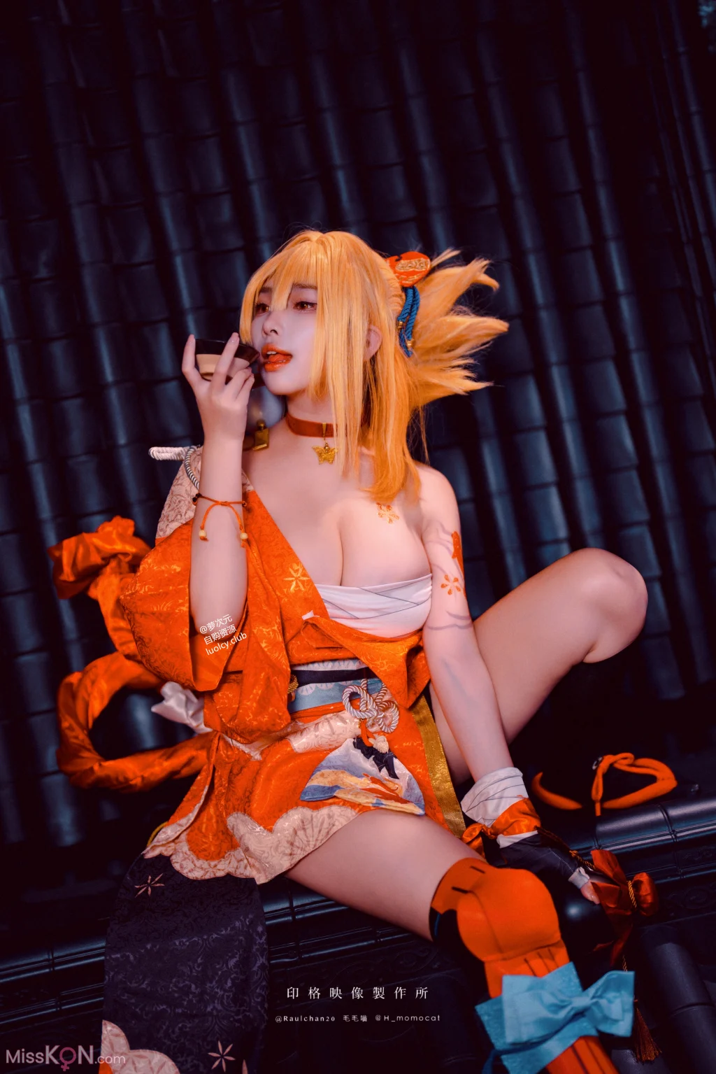 Coser@慕慕Momo: Yoimiya 夏祭的誘惑 (8K ver) (52 photos + 1 video)