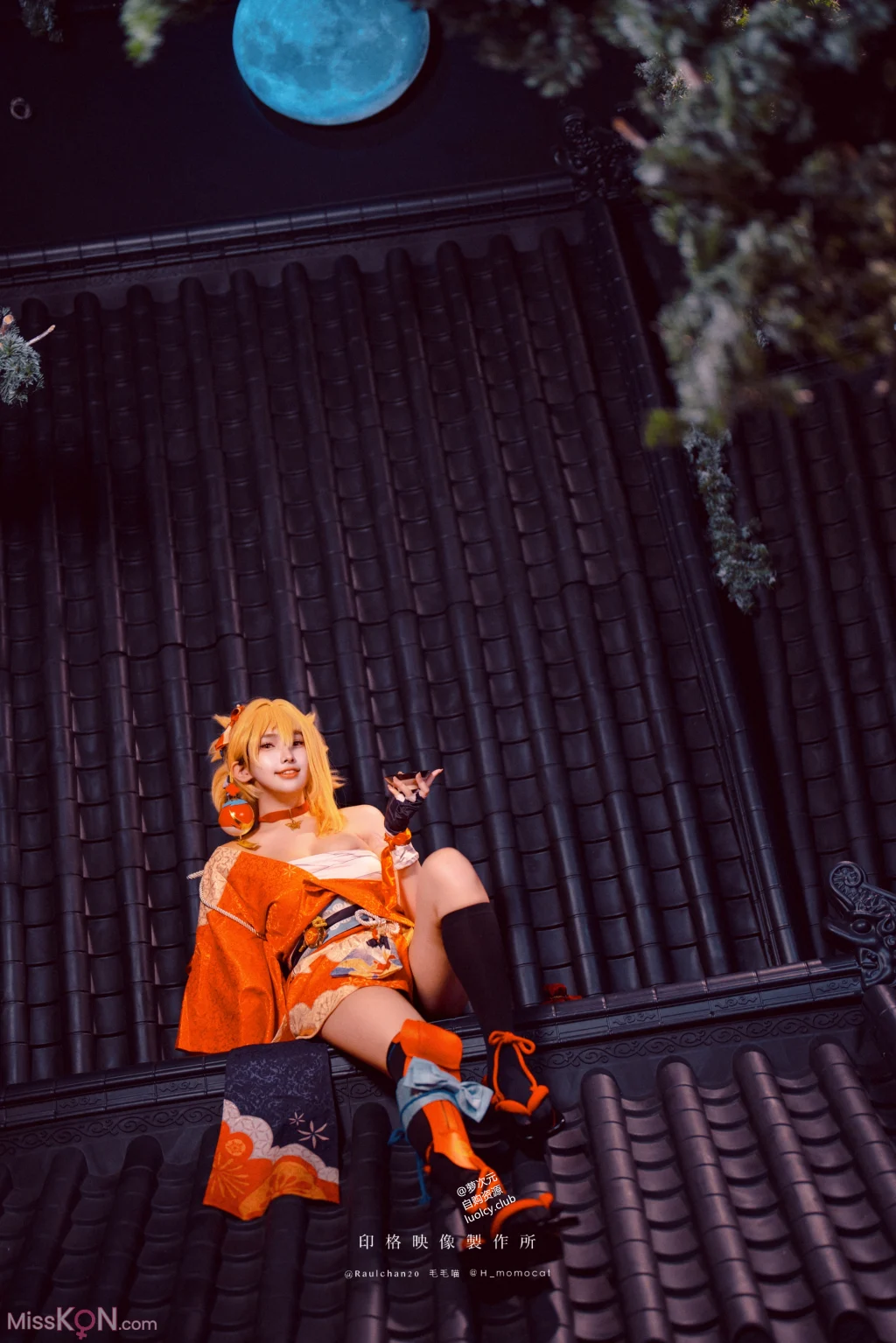 Coser@慕慕Momo: Yoimiya 夏祭的誘惑 (8K ver) (52 photos + 1 video)