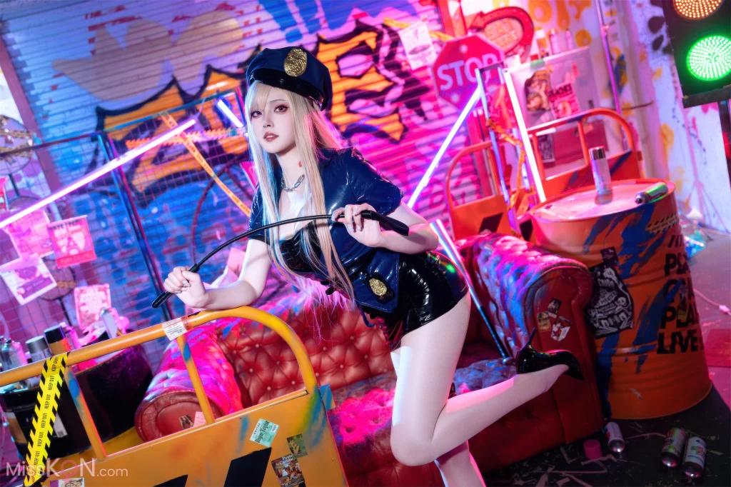 Coser@Natsuko夏夏子: 喜多川海梦女警 (63 photos)