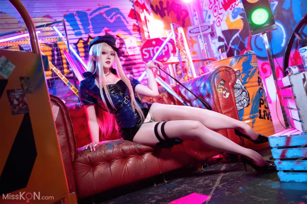 Coser@Natsuko夏夏子: 喜多川海梦女警 (63 photos)