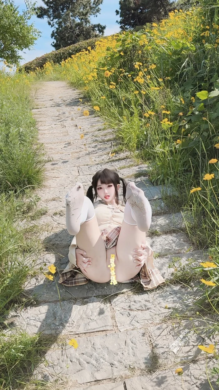 Coser@香草奶喵: 私拍合集 (280 photos + 417 videos) – Page 3