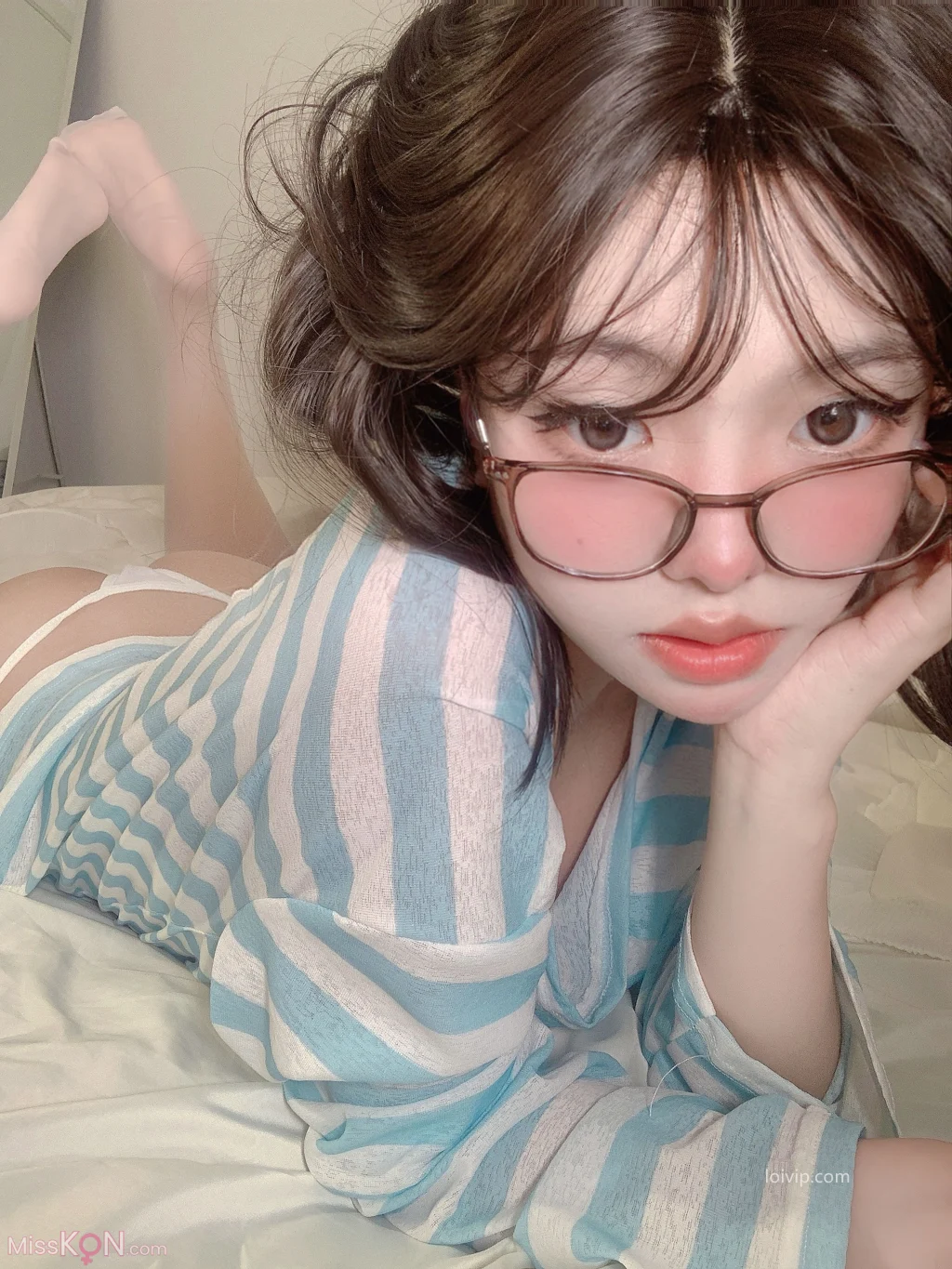 Coser@你的真真u: 居家女友 (99 photos + 1 video)