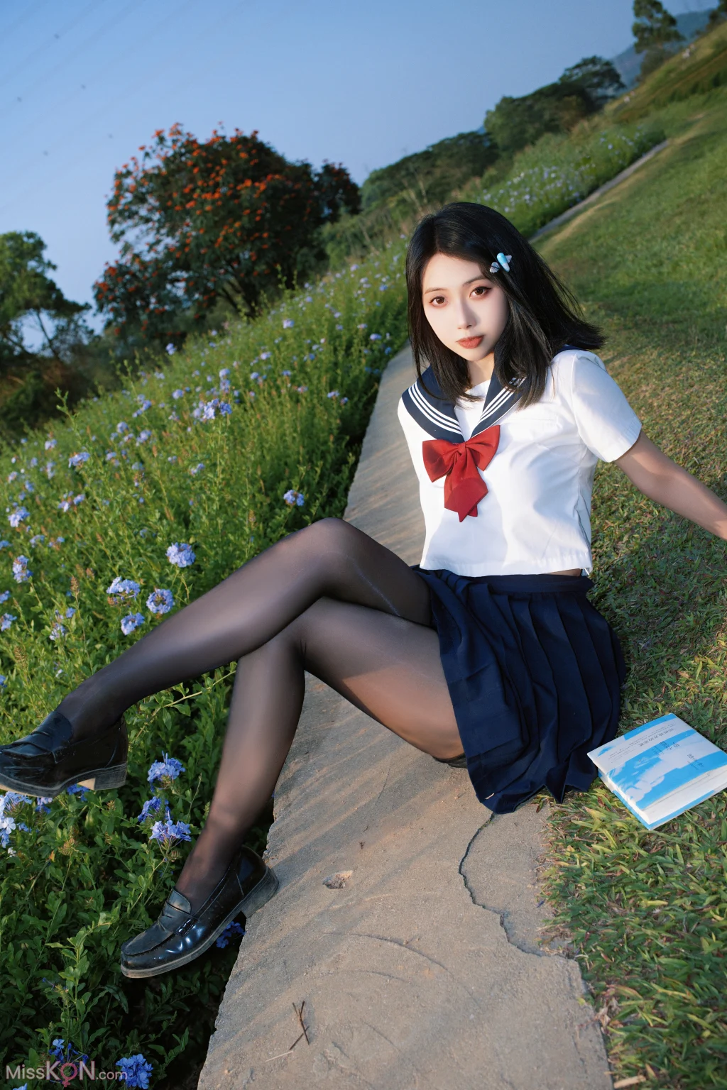 Coser@七只红豆: 蓝花JK (39 photos)