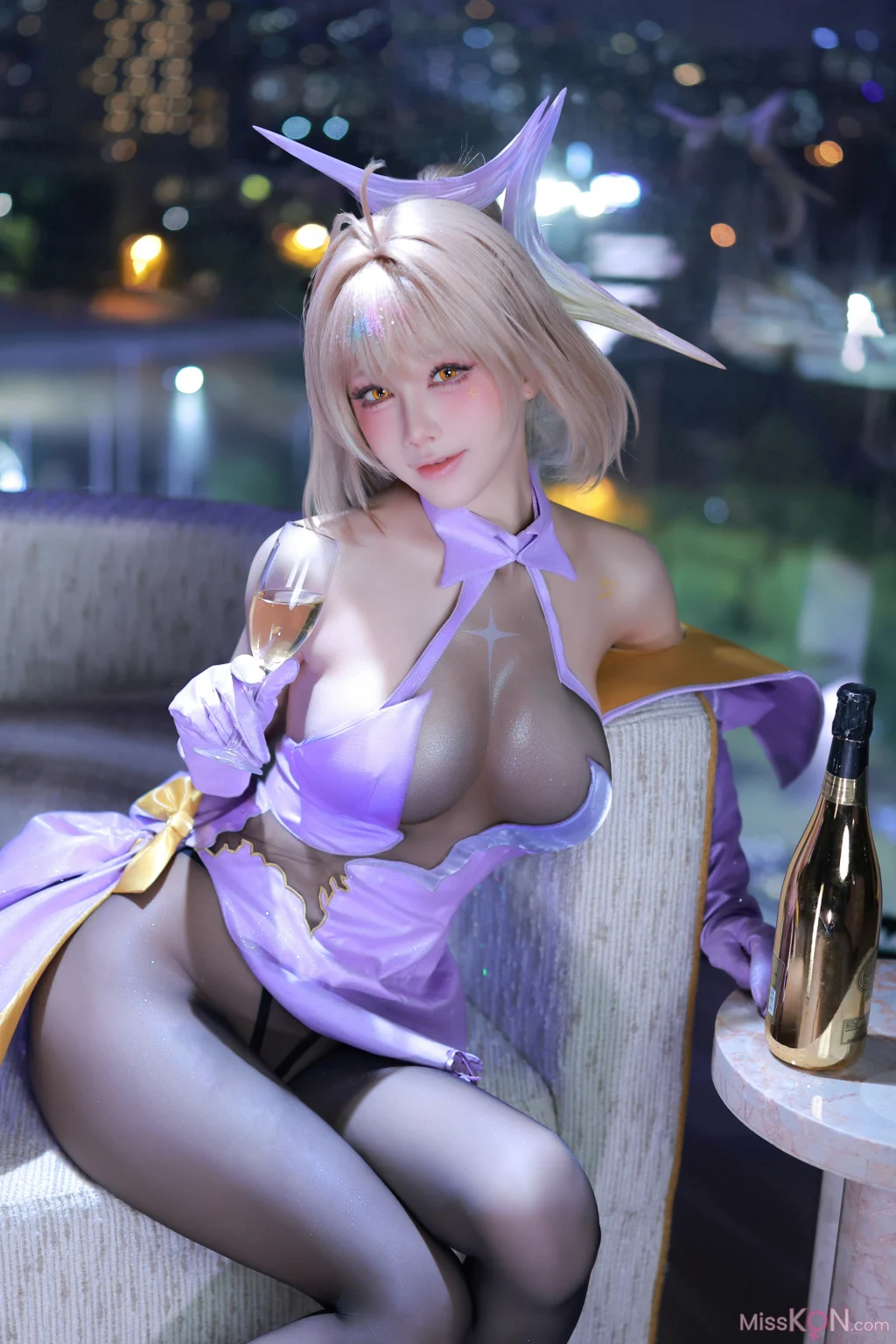 Coser@水淼Aqua: Nikke胜利女神 阿妮斯·超级巨星·星光 (54 photos)