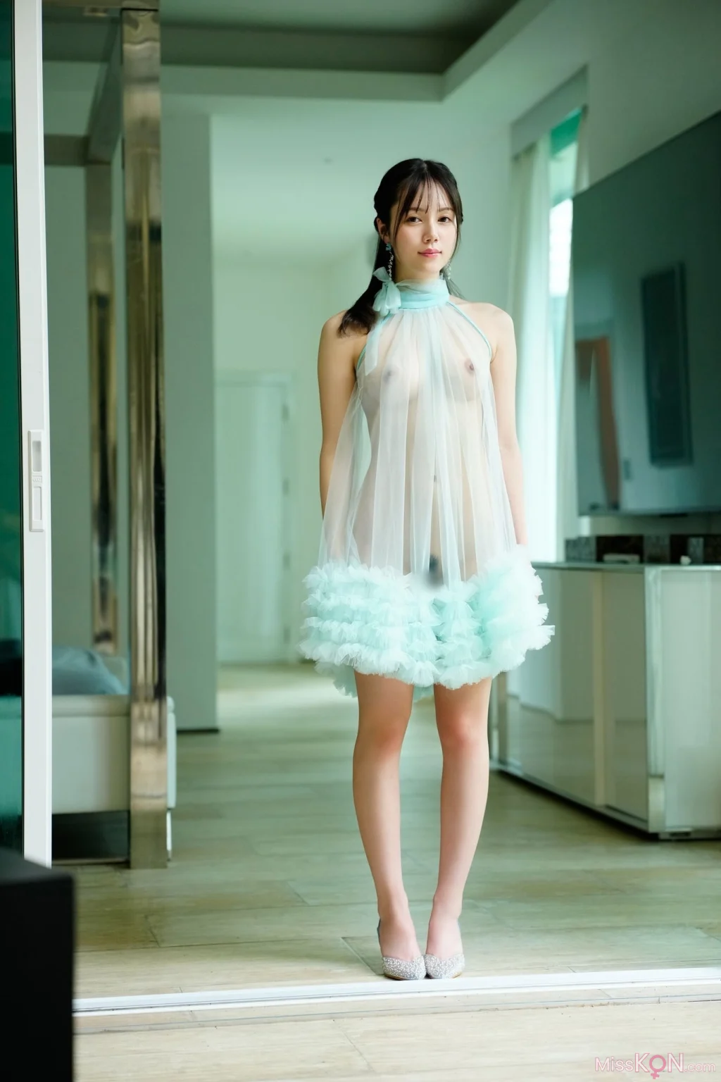 [JP] 天野ちよ: FRIDAYデジタル写真集 How cute！ (68 photos)